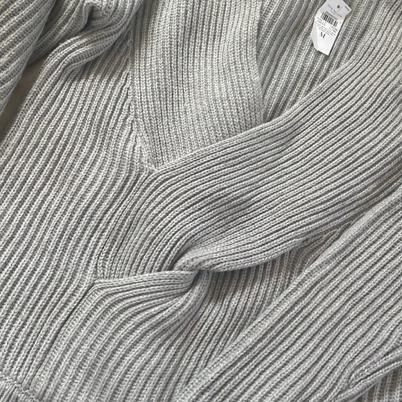 NWT Ann Taylor Sweater - Picture 3 of 3